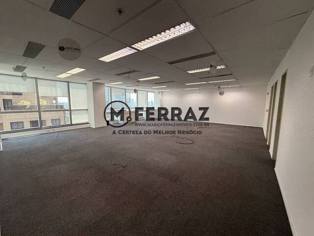 Sala para Venda em São Paulo - 2