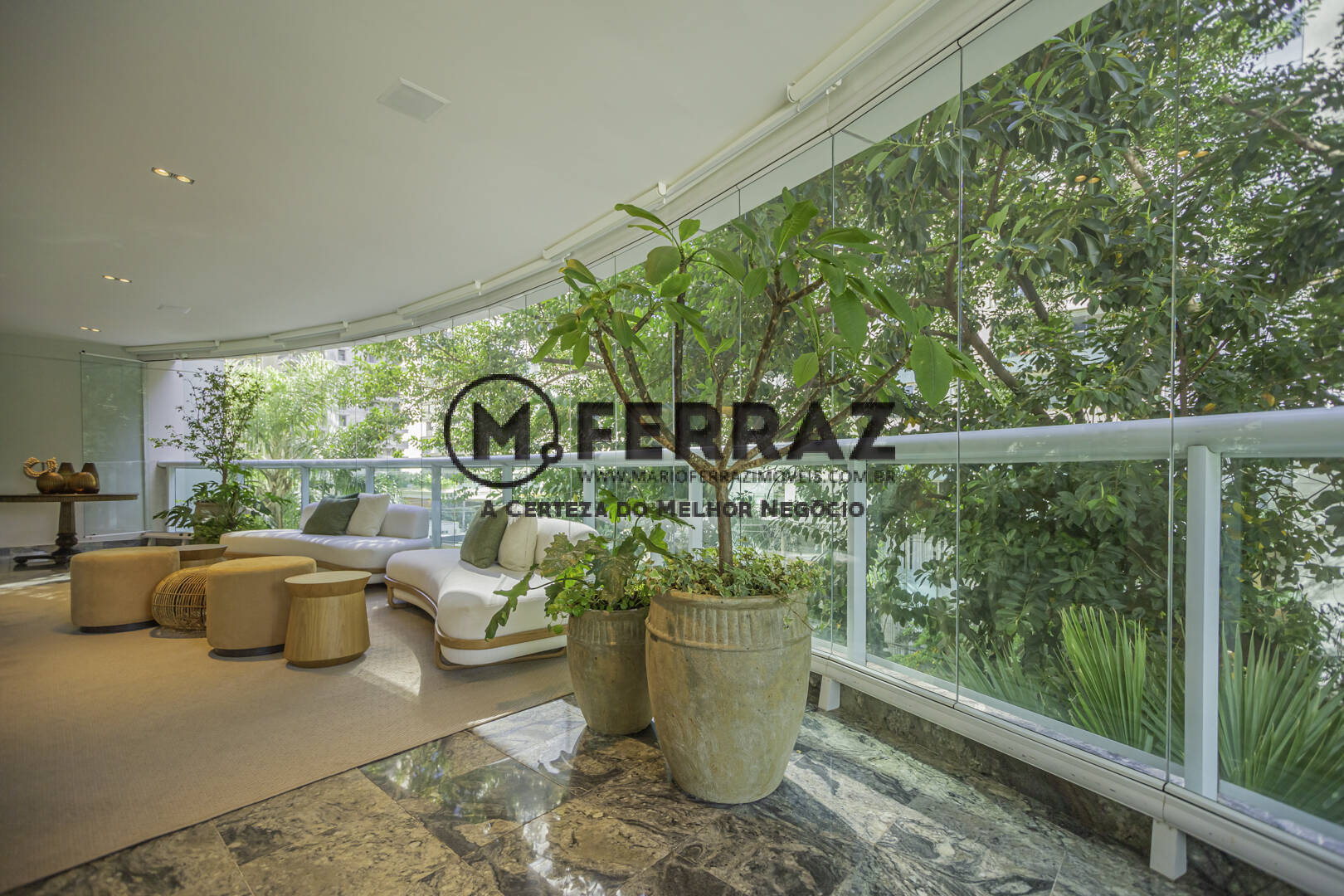 Apartamento para alugar com 4 quartos, 500m² - Foto 4