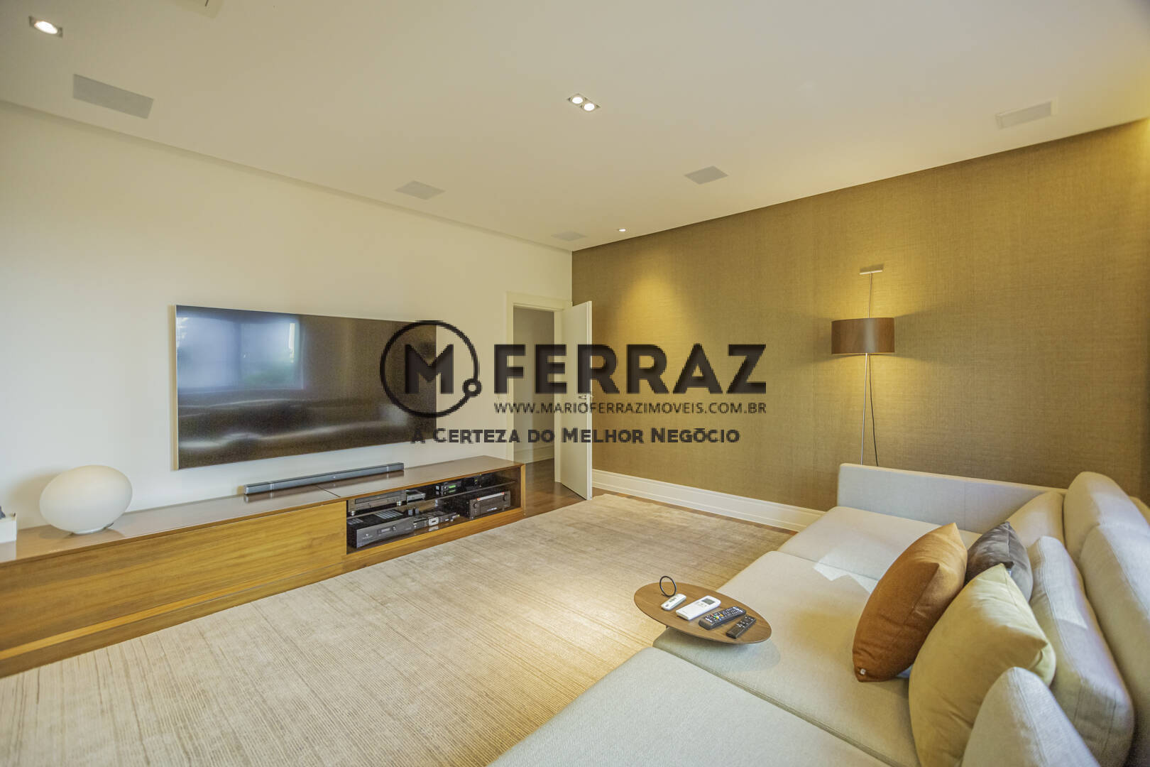 Apartamento para alugar com 4 quartos, 500m² - Foto 15