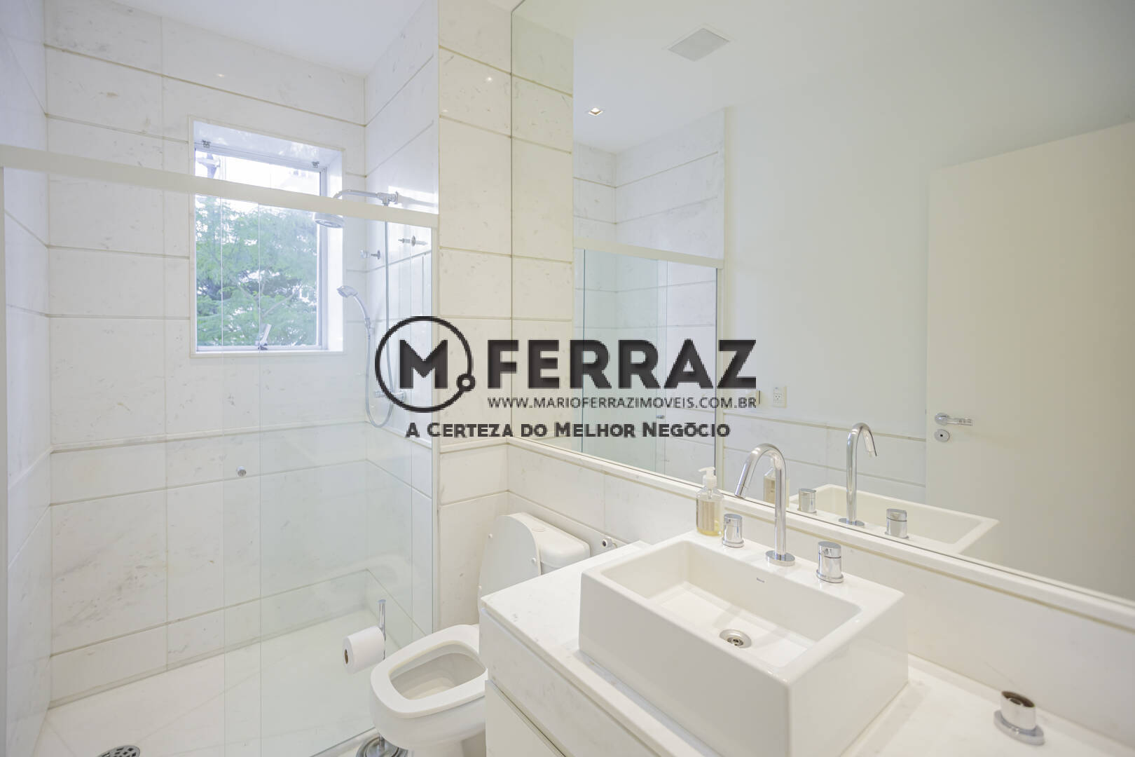 Apartamento para alugar com 4 quartos, 500m² - Foto 46