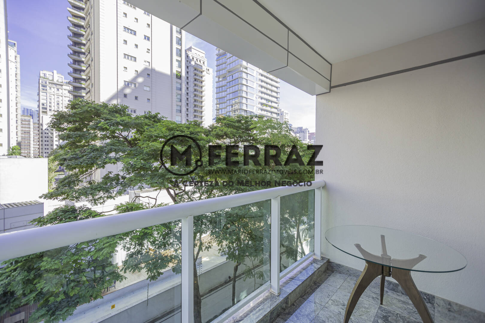 Apartamento para alugar com 4 quartos, 500m² - Foto 40