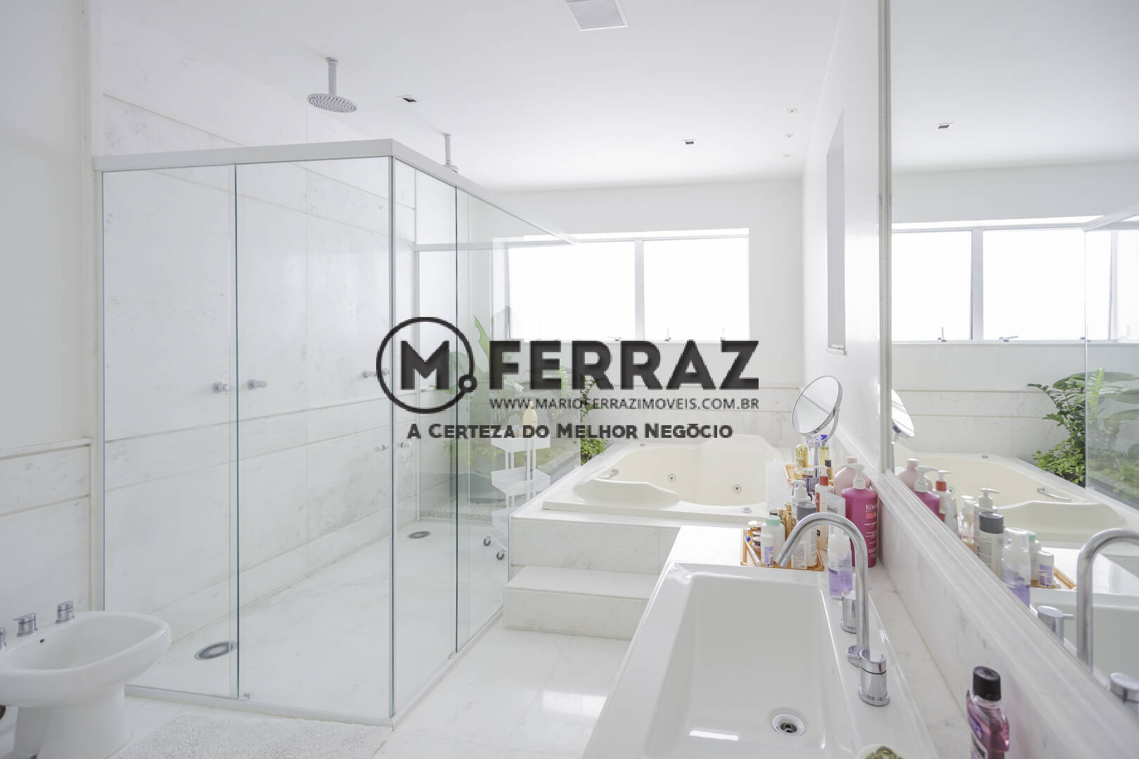 Apartamento para alugar com 4 quartos, 500m² - Foto 41