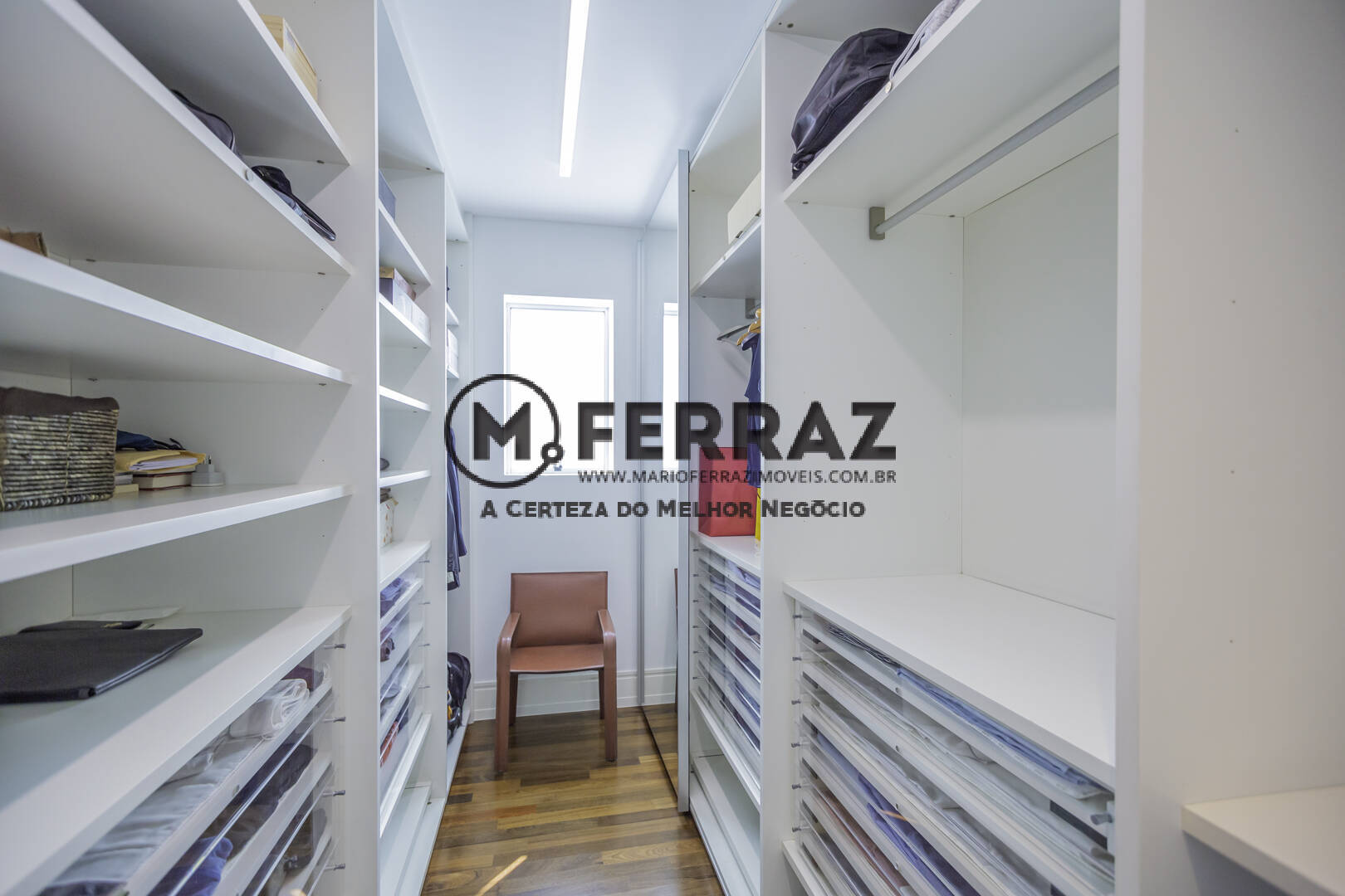 Apartamento para alugar com 4 quartos, 500m² - Foto 39
