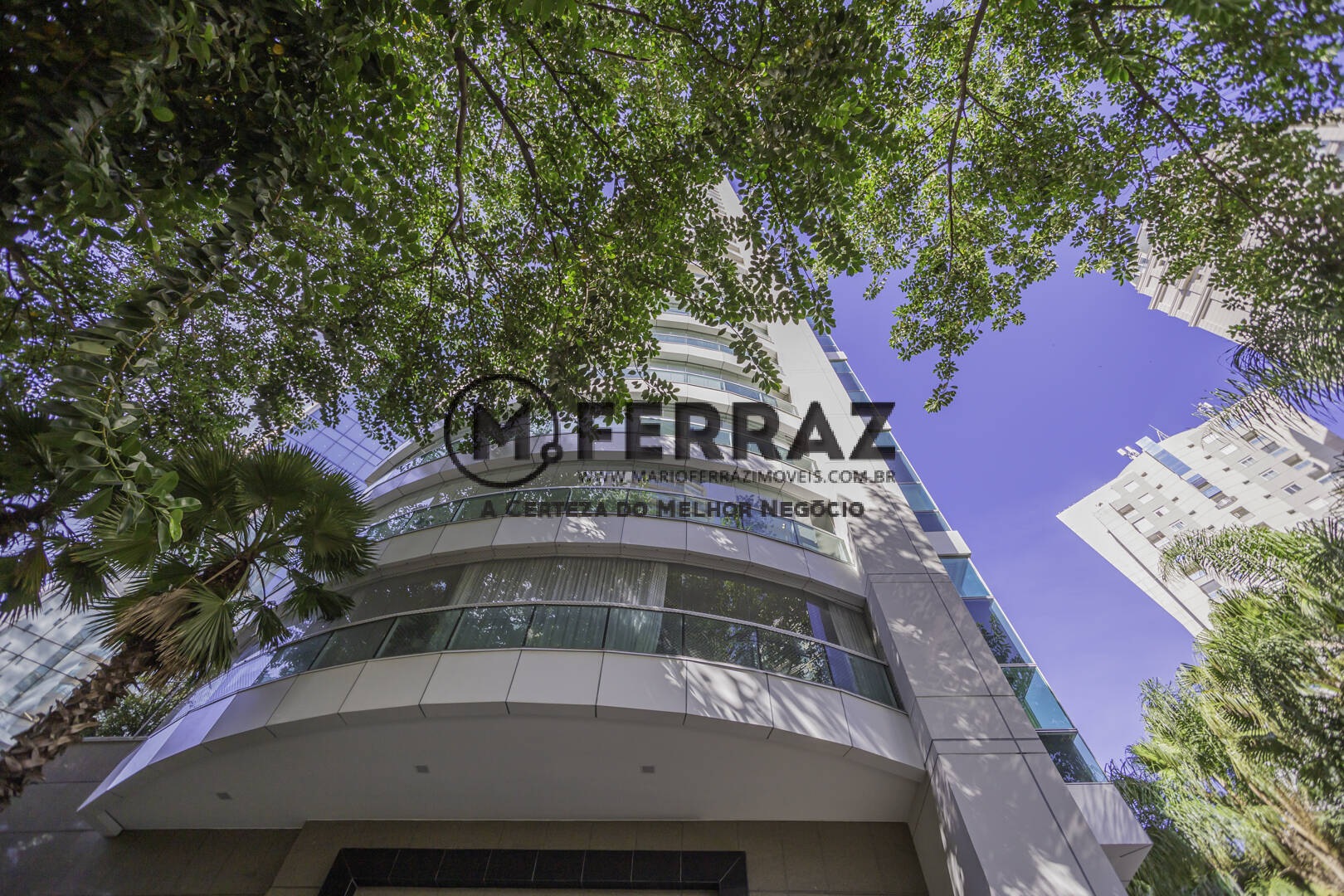 Apartamento para alugar com 4 quartos, 500m² - Foto 57