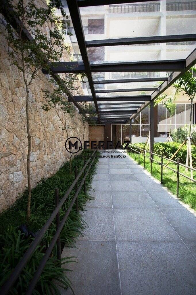 Apartamento para alugar com 2 quartos, 200m² - Foto 6