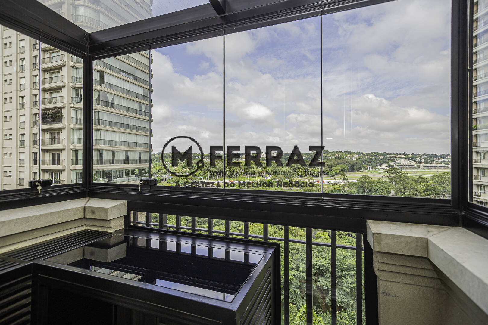 Apartamento para alugar com 1 quarto, 67m² - Foto 1