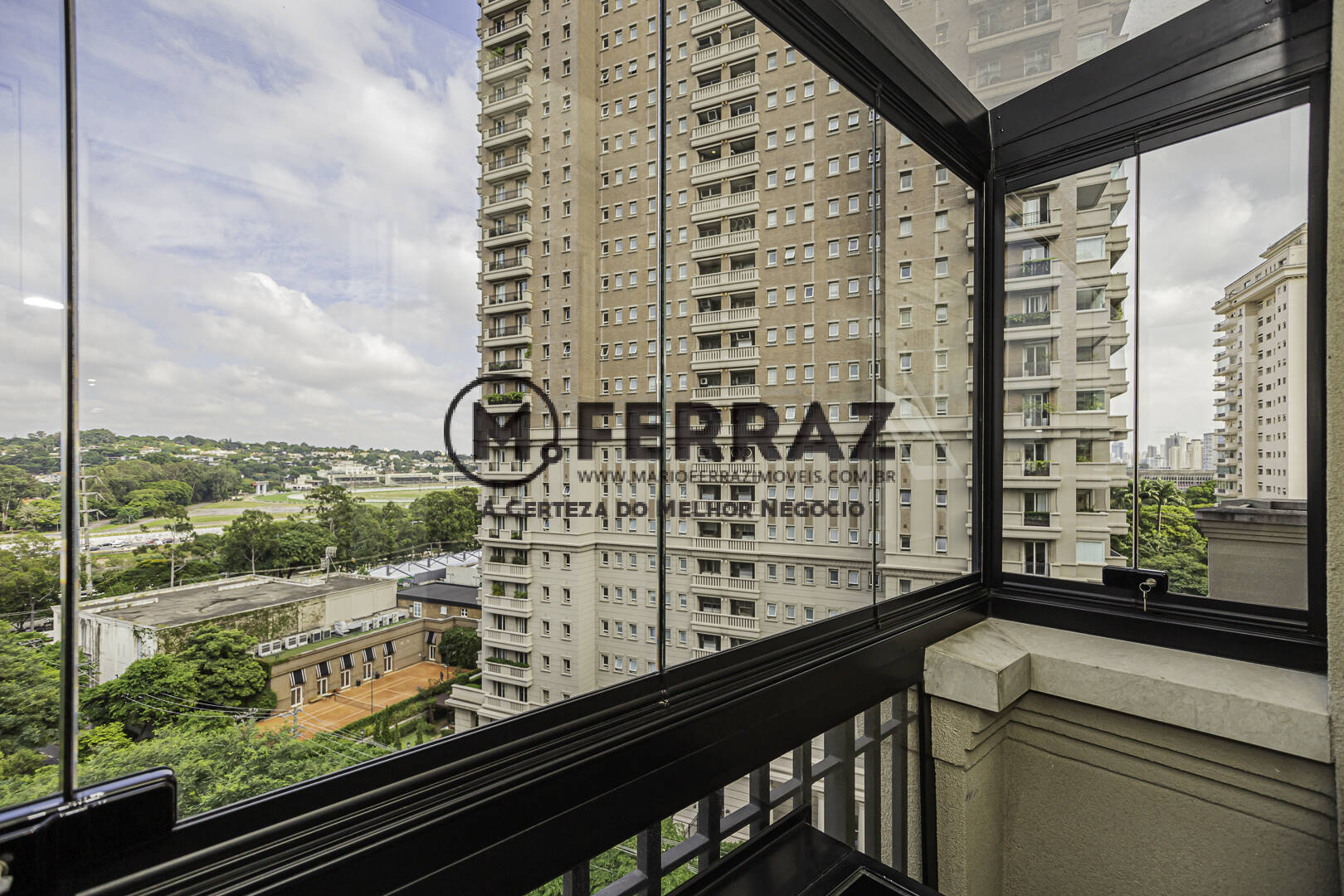 Apartamento para alugar com 1 quarto, 67m² - Foto 2