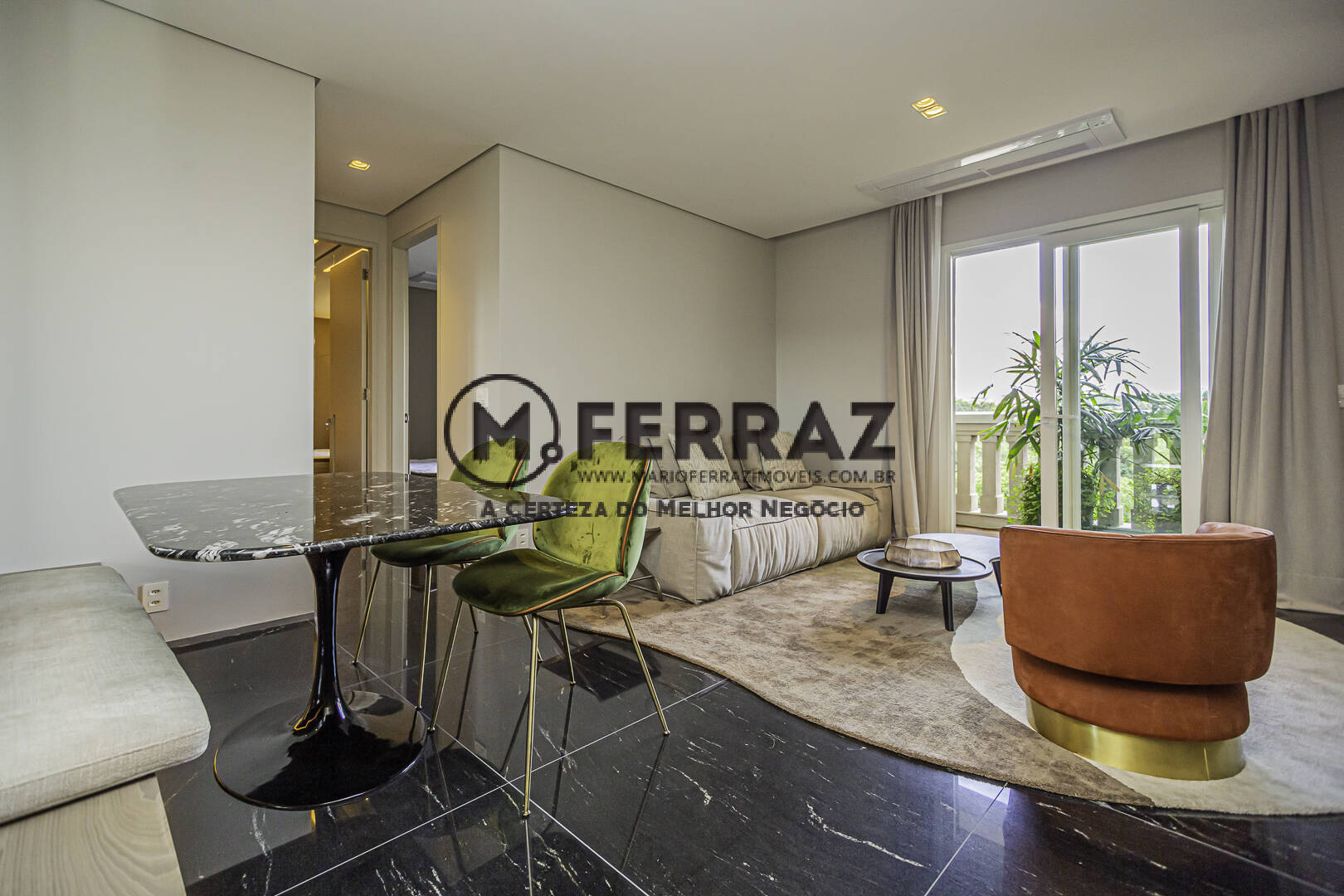 Apartamento à venda e aluguel com 2 quartos, 100m² - Foto 1