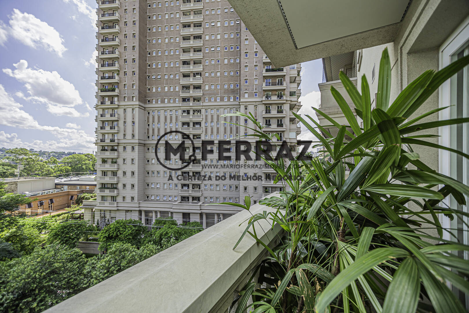 Apartamento à venda e aluguel com 2 quartos, 100m² - Foto 5