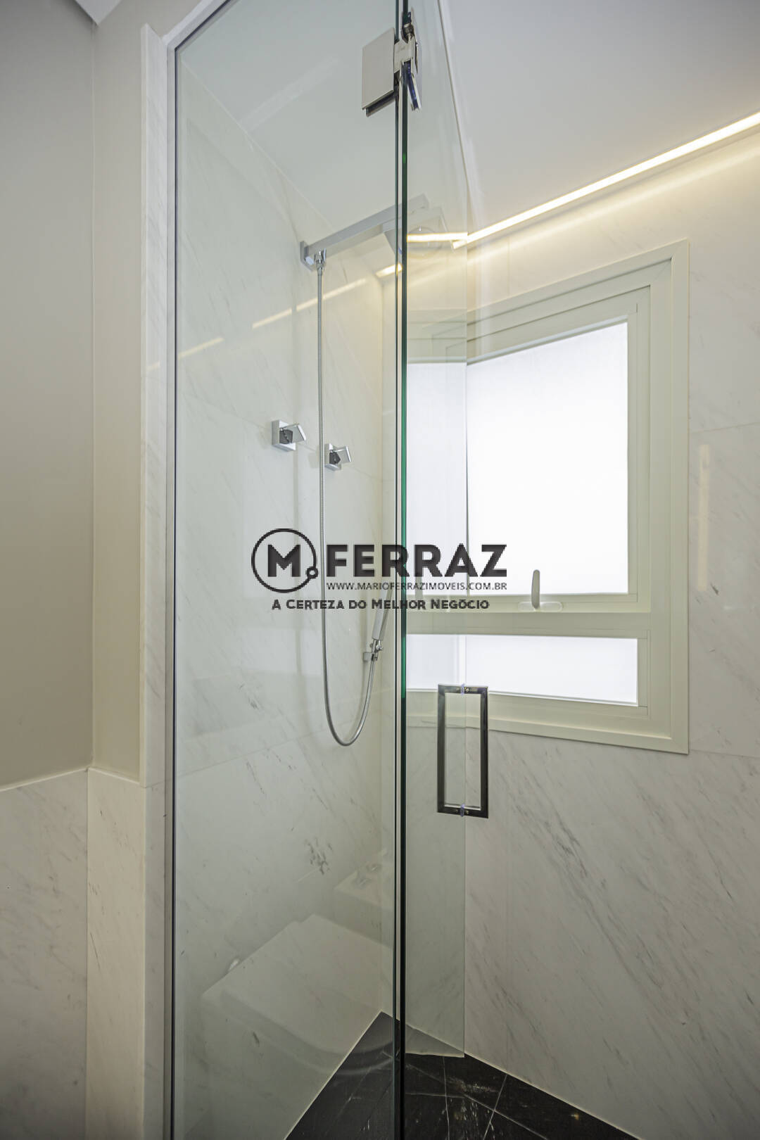 Apartamento à venda e aluguel com 2 quartos, 100m² - Foto 15