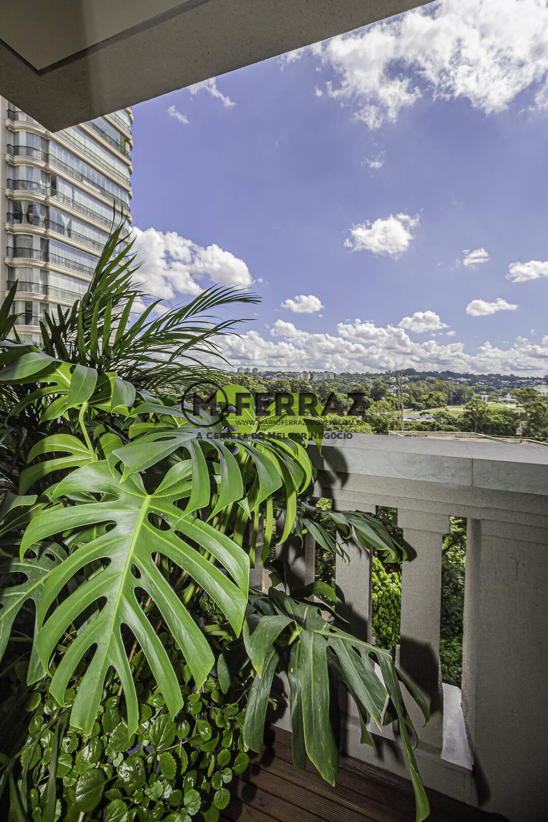 Apartamento à venda e aluguel com 2 quartos, 100m² - Foto 4
