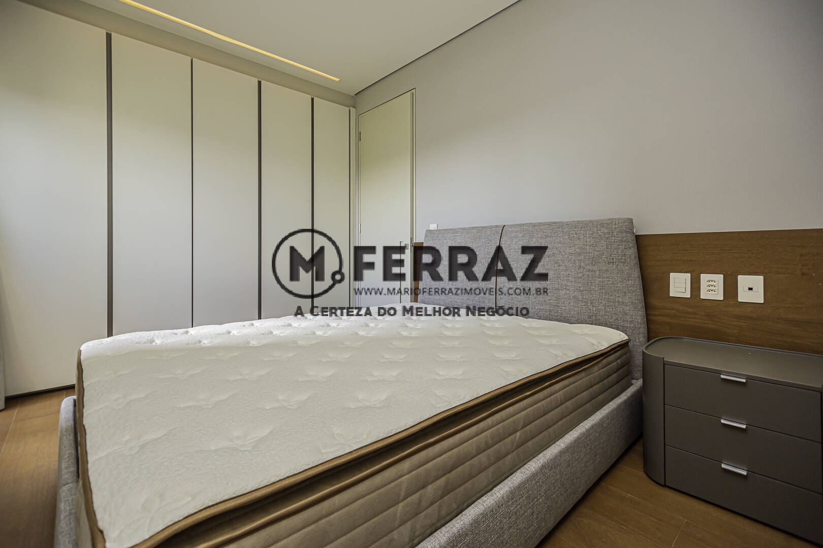 Apartamento à venda e aluguel com 2 quartos, 100m² - Foto 14