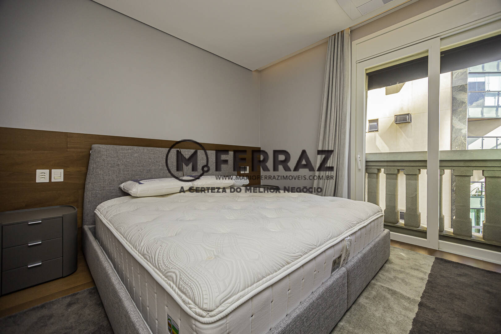 Apartamento à venda e aluguel com 2 quartos, 100m² - Foto 17