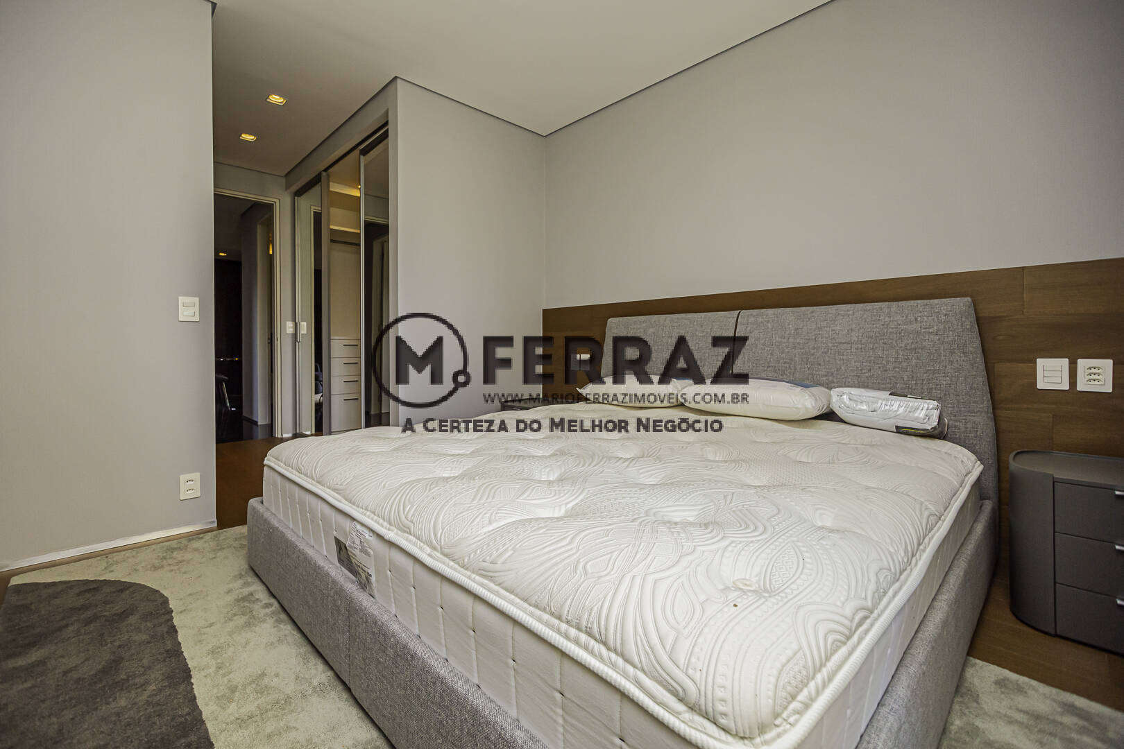 Apartamento à venda e aluguel com 2 quartos, 100m² - Foto 18