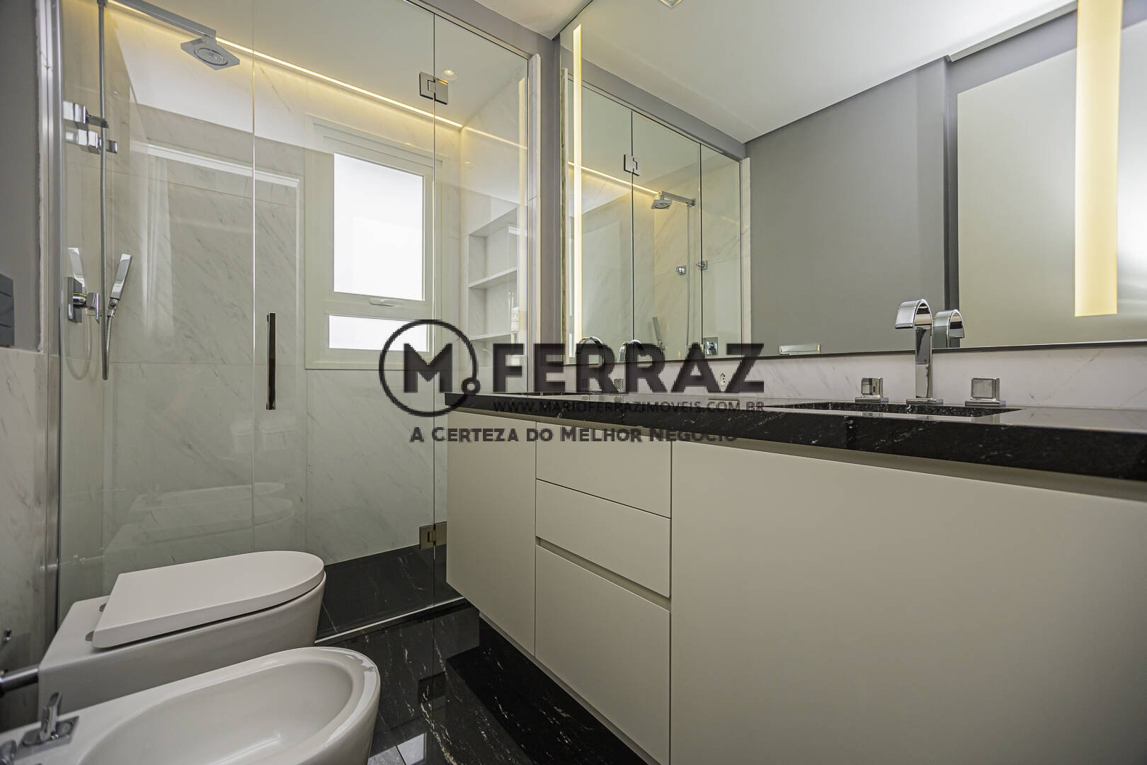 Apartamento à venda e aluguel com 2 quartos, 100m² - Foto 22