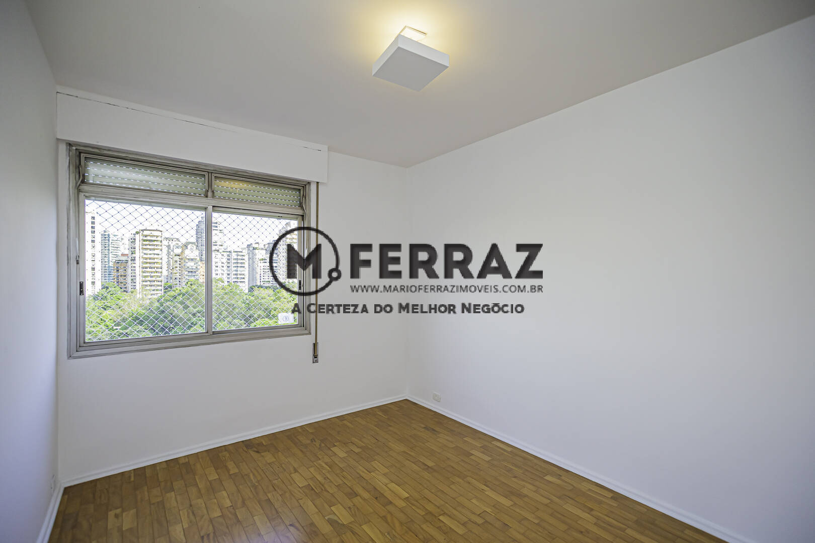 Apartamento para alugar com 3 quartos, 147m² - Foto 11