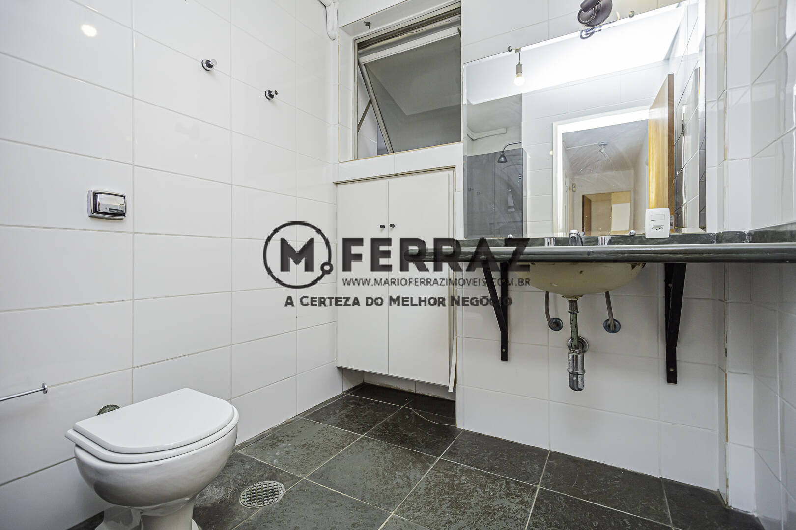 Apartamento para alugar com 3 quartos, 147m² - Foto 15