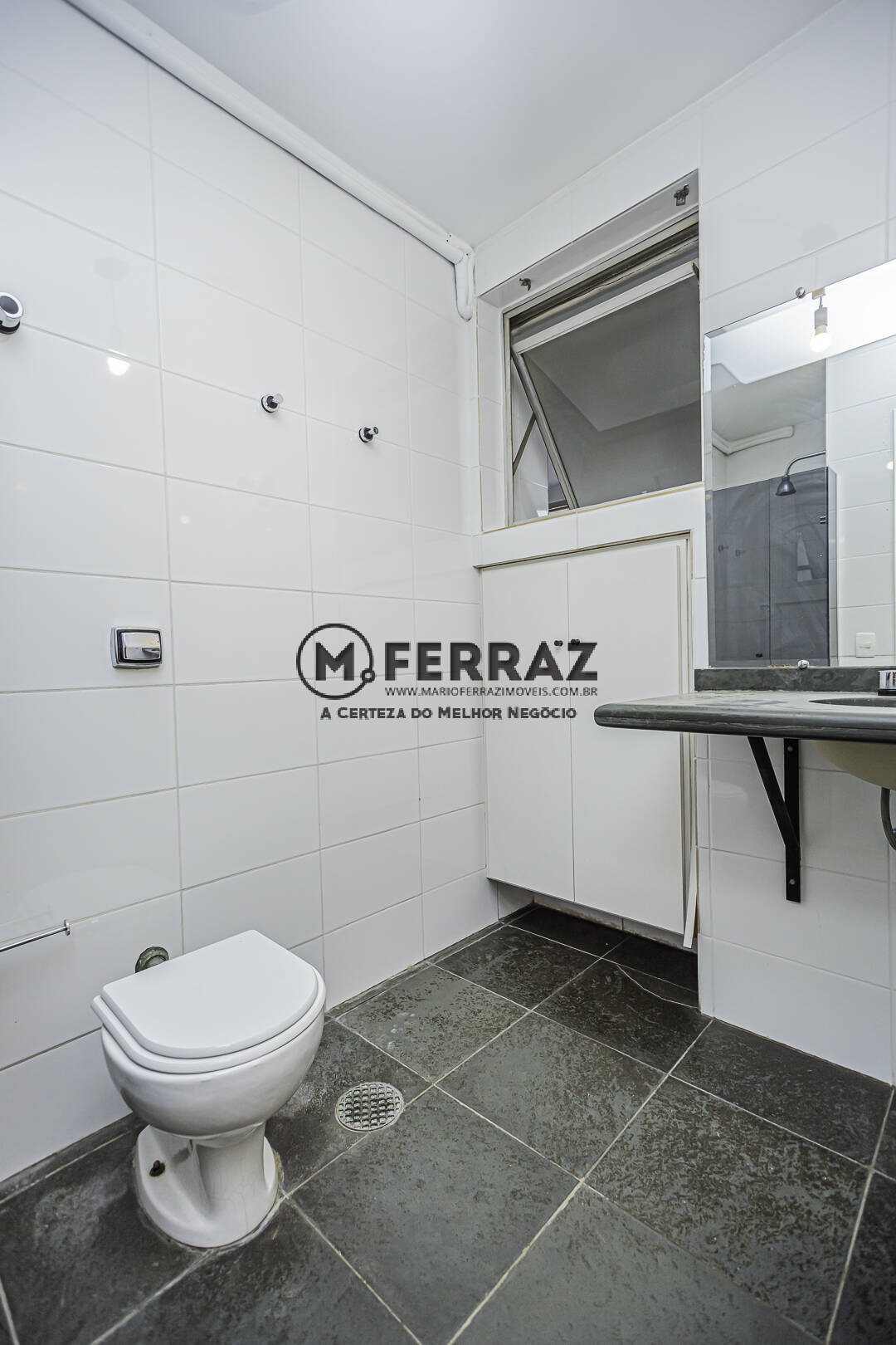 Apartamento para alugar com 3 quartos, 147m² - Foto 16