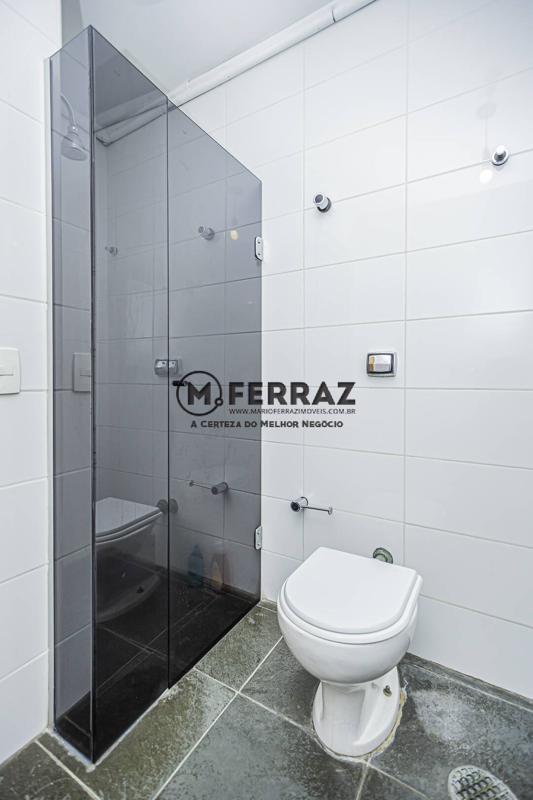 Apartamento para alugar com 3 quartos, 147m² - Foto 17