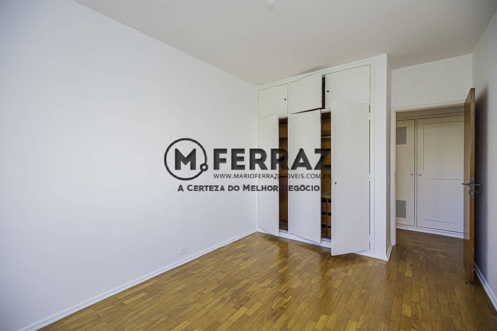 Apartamento para alugar com 3 quartos, 147m² - Foto 21