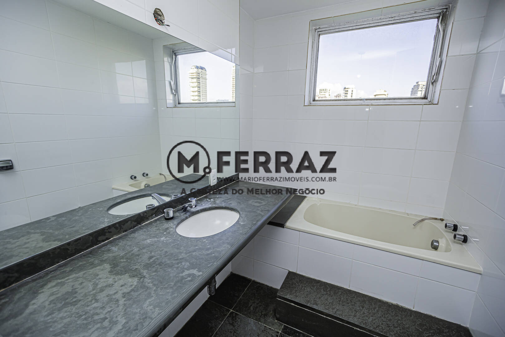 Apartamento para alugar com 3 quartos, 147m² - Foto 28