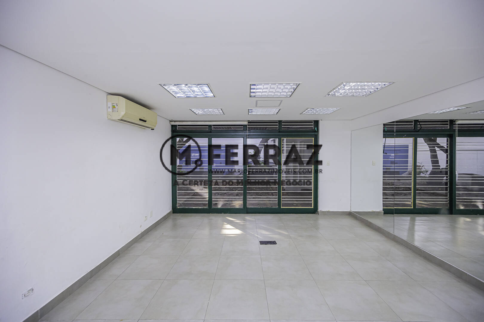 Prédio Inteiro para alugar, 335m² - Foto 3
