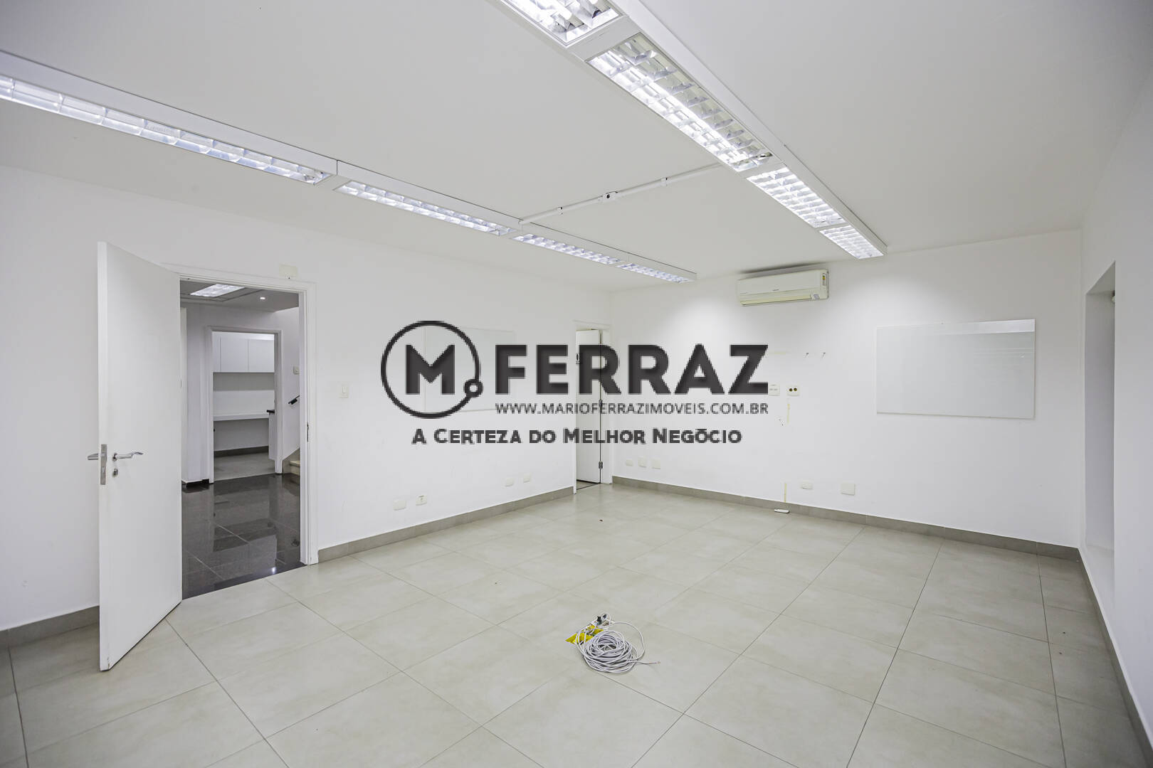 Prédio Inteiro para alugar, 335m² - Foto 12