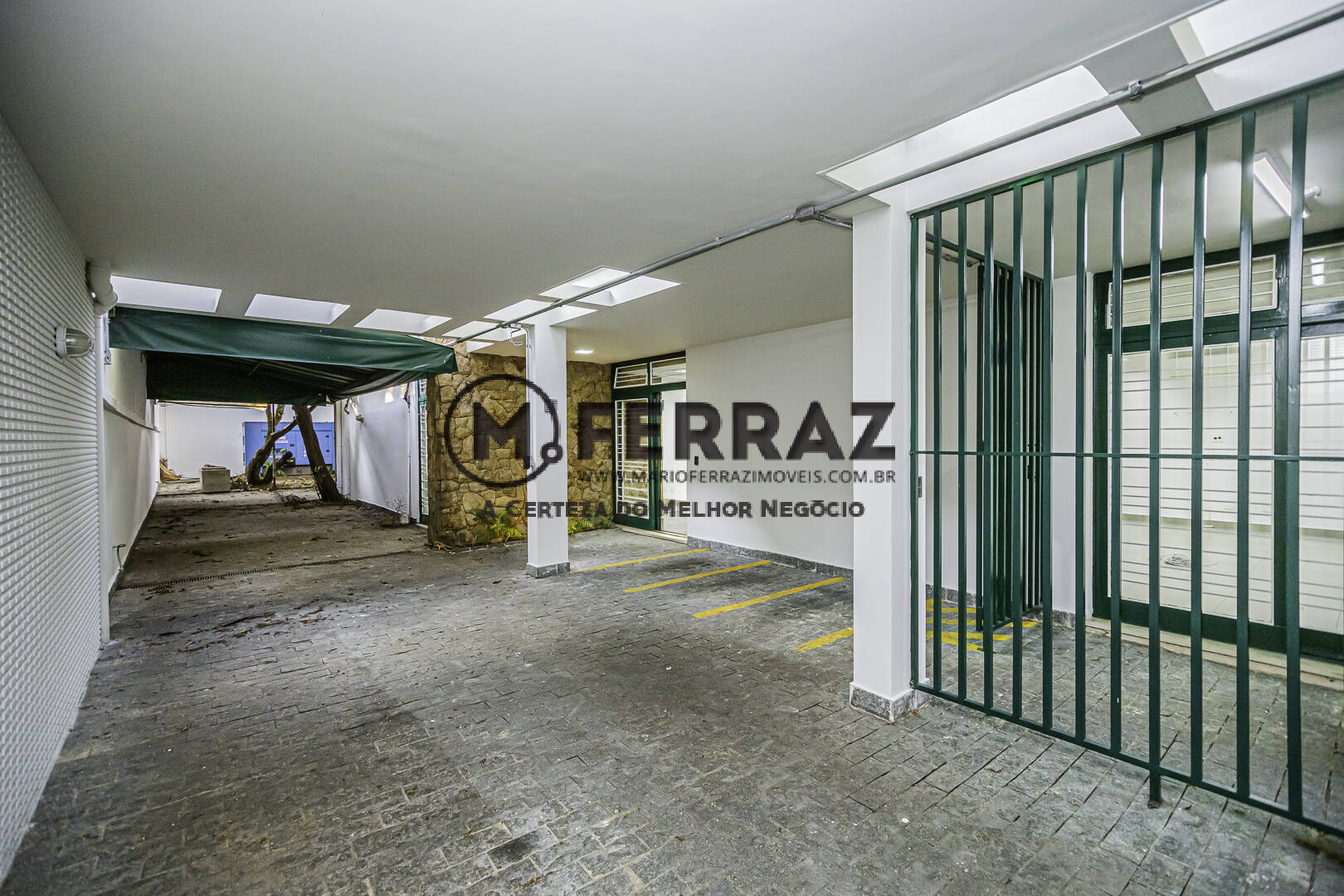 Prédio Inteiro para alugar, 335m² - Foto 23