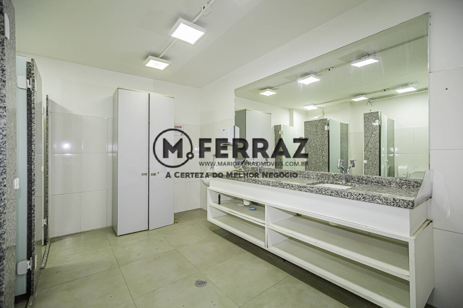 Prédio Inteiro para alugar, 335m² - Foto 26