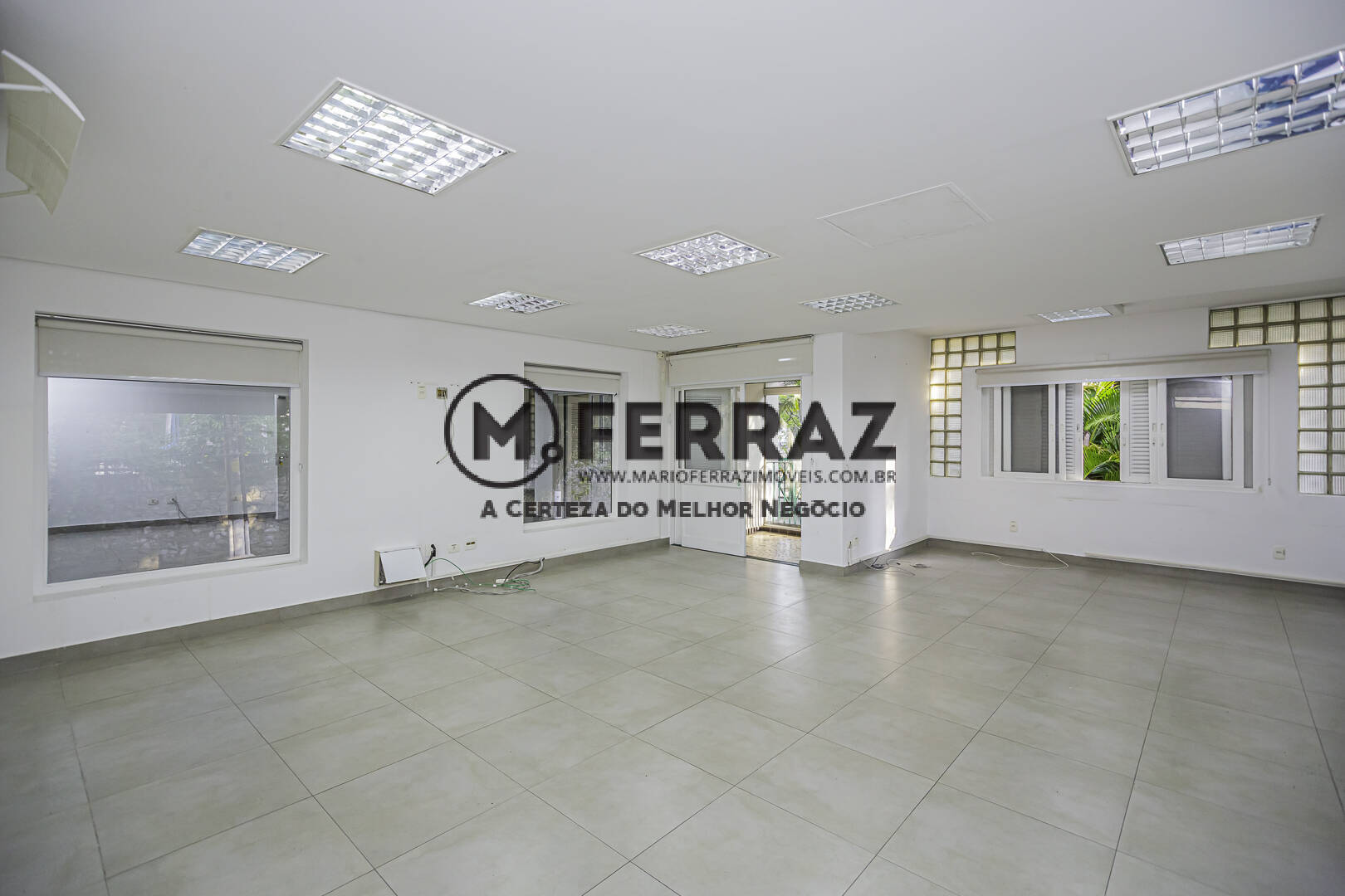 Prédio Inteiro para alugar, 335m² - Foto 31