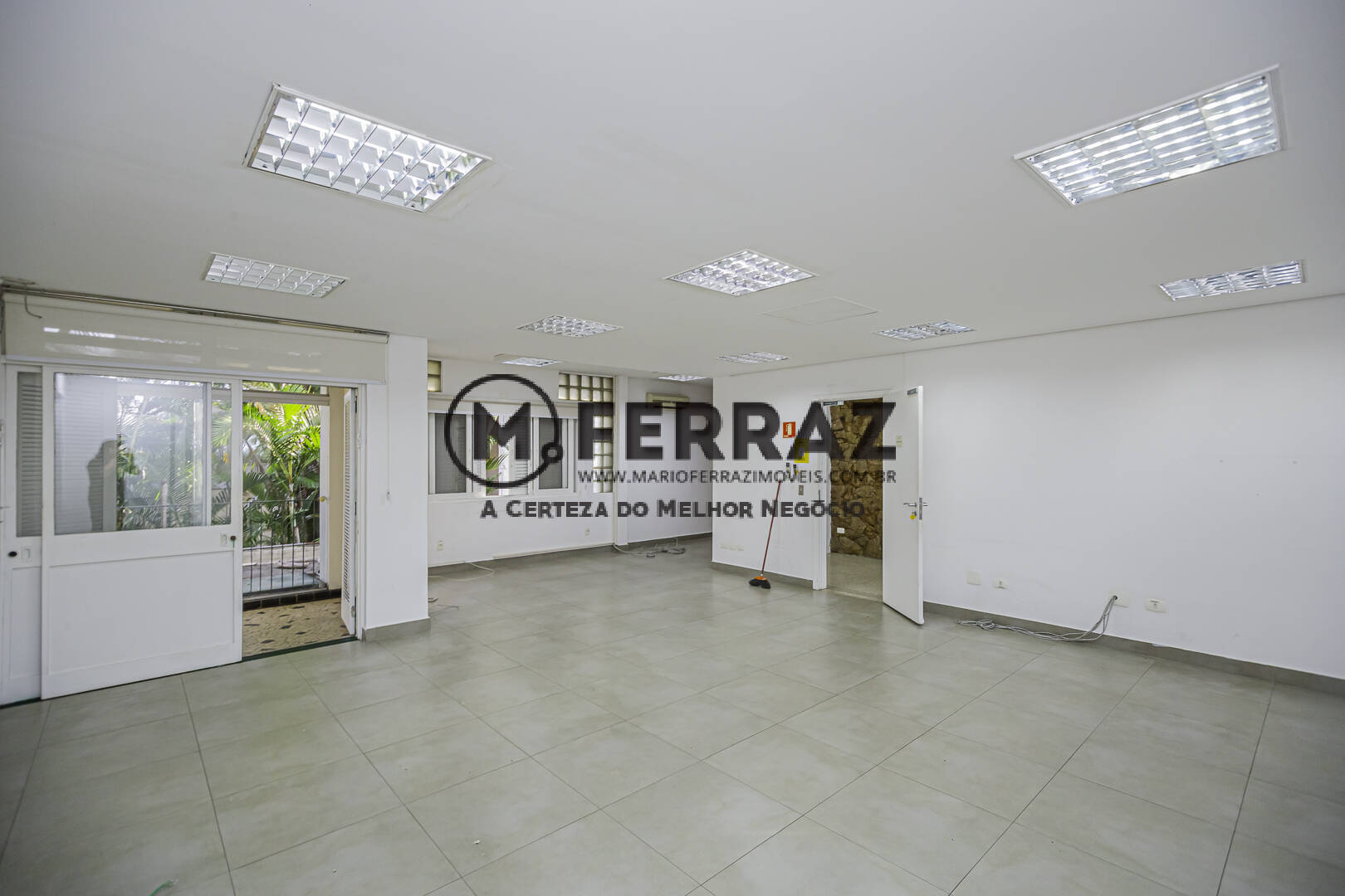 Prédio Inteiro para alugar, 335m² - Foto 33