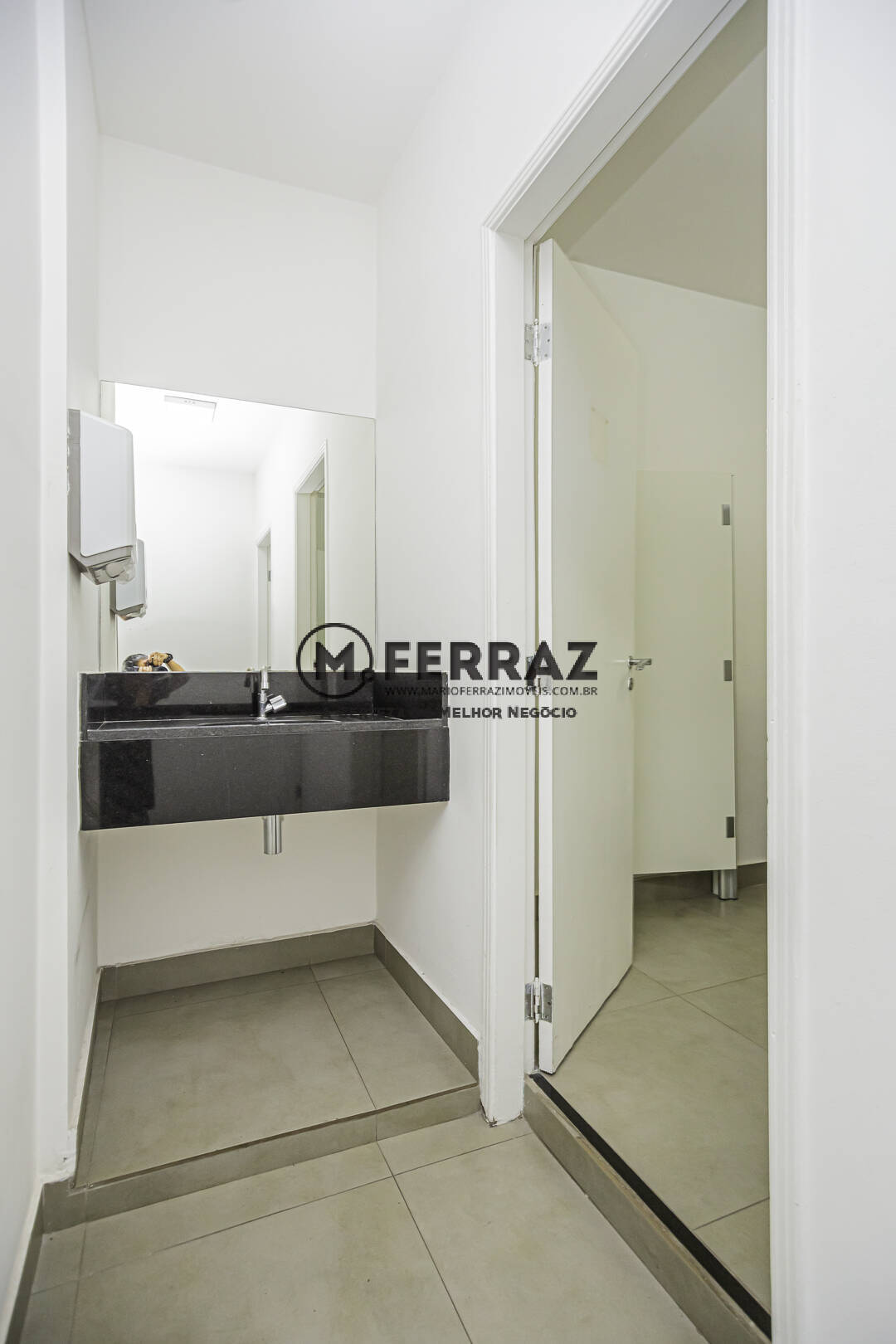 Prédio Inteiro para alugar, 335m² - Foto 36