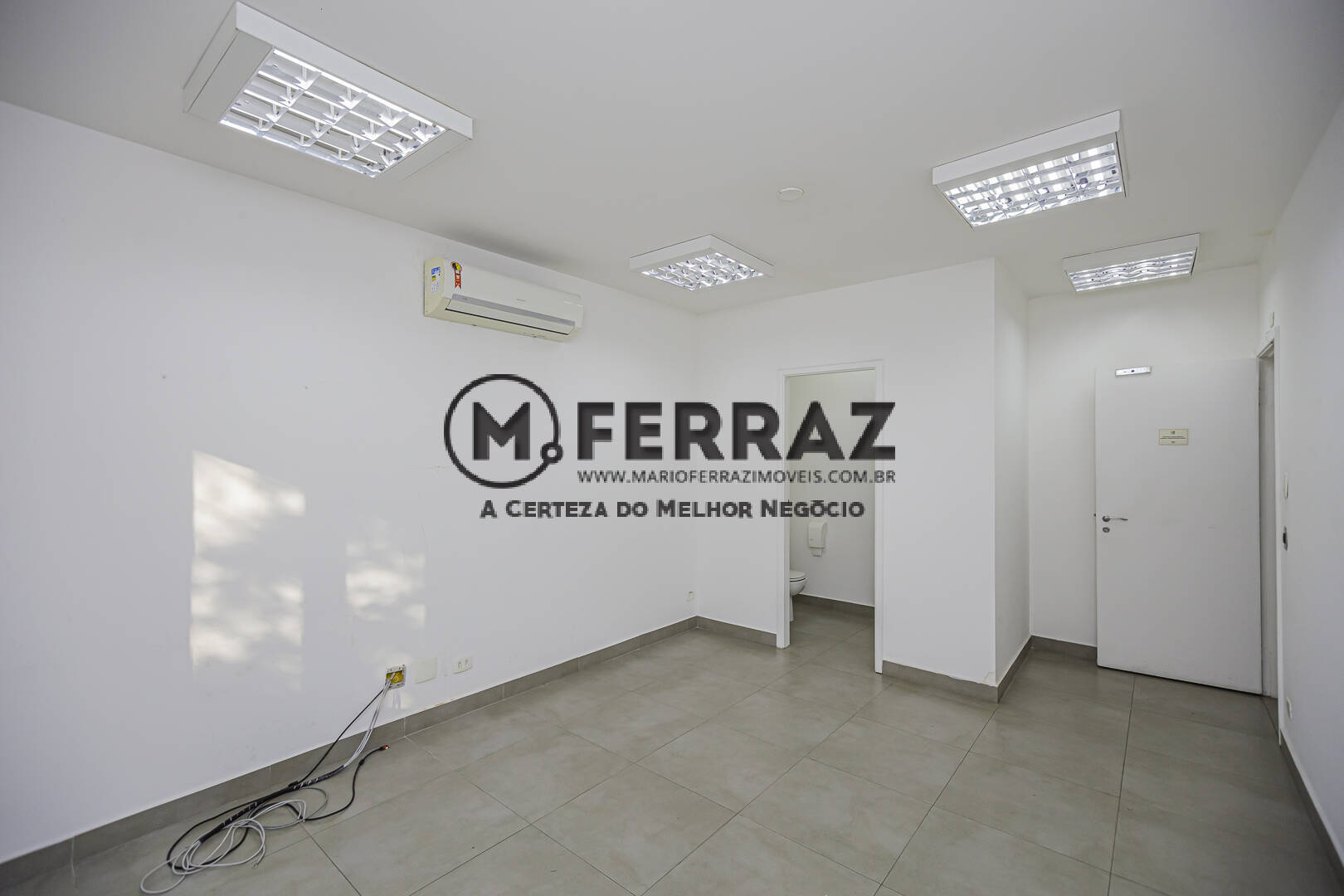 Prédio Inteiro para alugar, 335m² - Foto 42