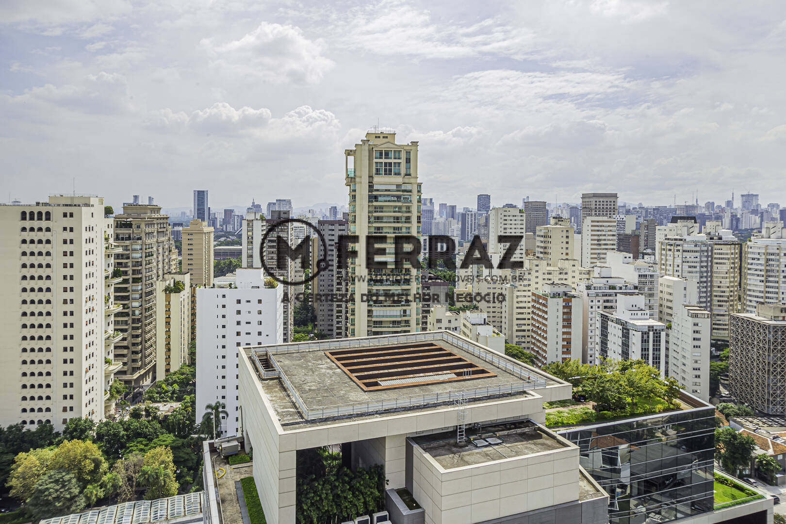 Apartamento para alugar com 3 quartos, 280m² - Foto 10