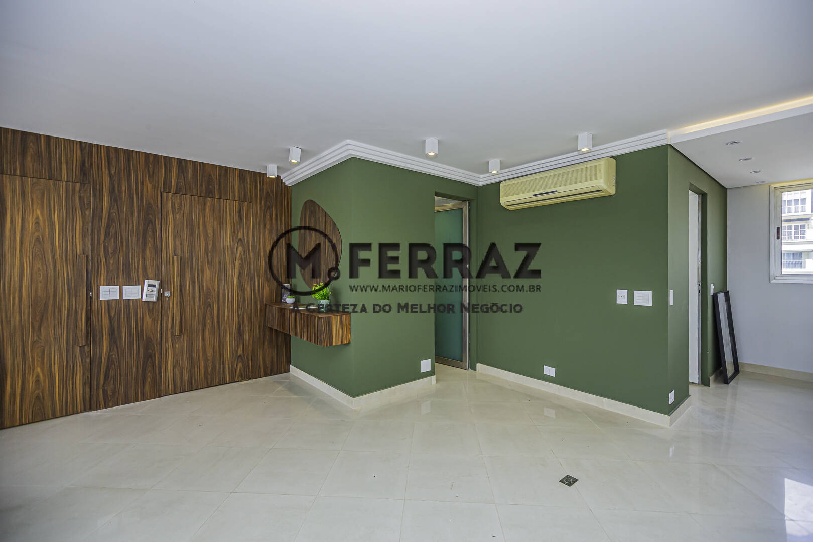Apartamento para alugar com 3 quartos, 280m² - Foto 11