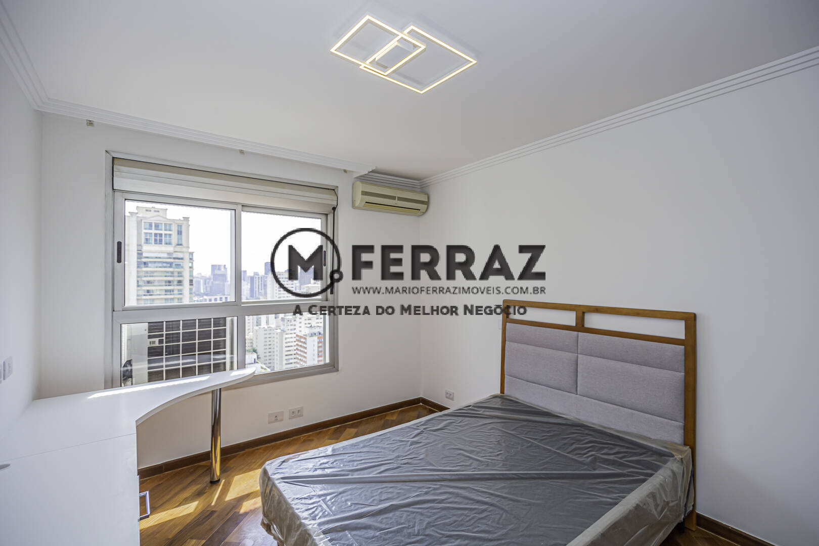 Apartamento para alugar com 3 quartos, 280m² - Foto 13
