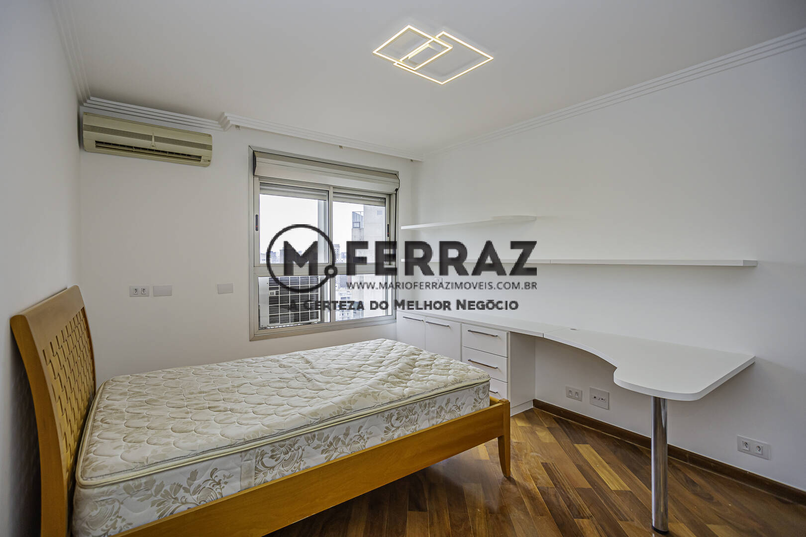 Apartamento para alugar com 3 quartos, 280m² - Foto 17