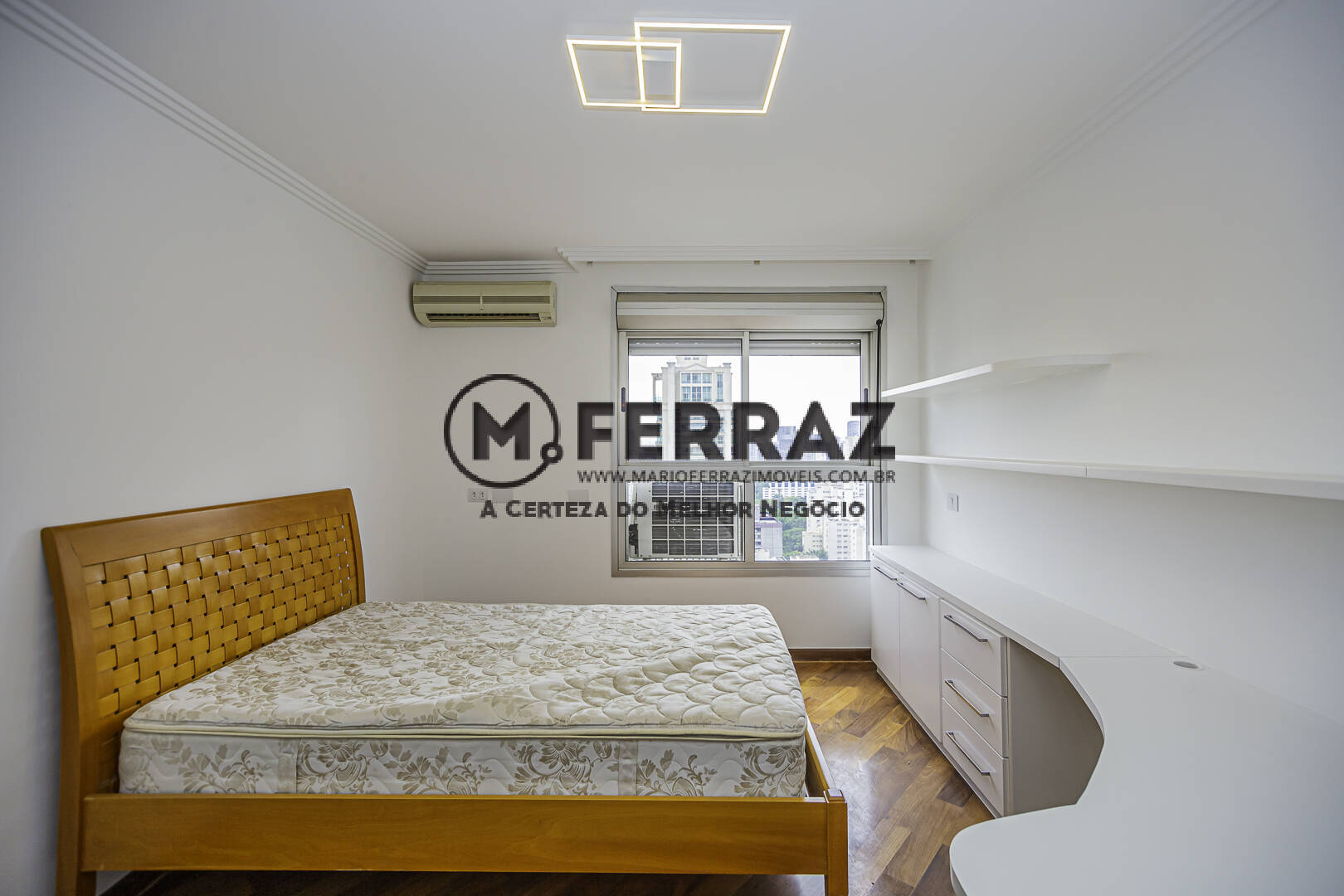 Apartamento para alugar com 3 quartos, 280m² - Foto 18