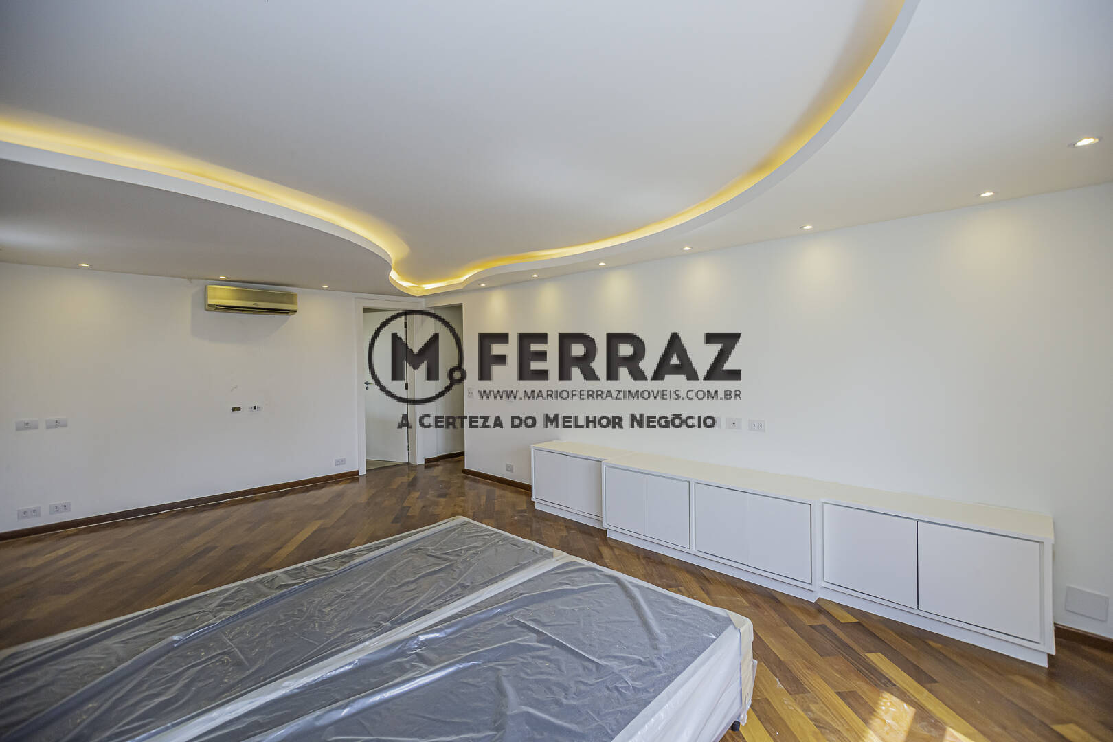 Apartamento para alugar com 3 quartos, 280m² - Foto 25