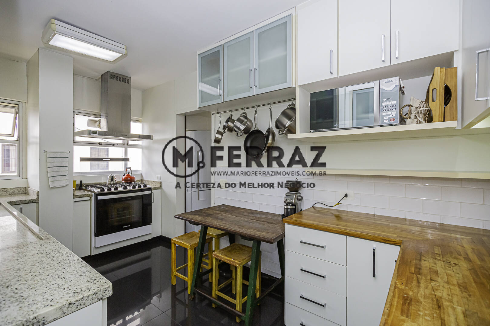 Cobertura à venda e aluguel com 3 quartos, 320m² - Foto 23