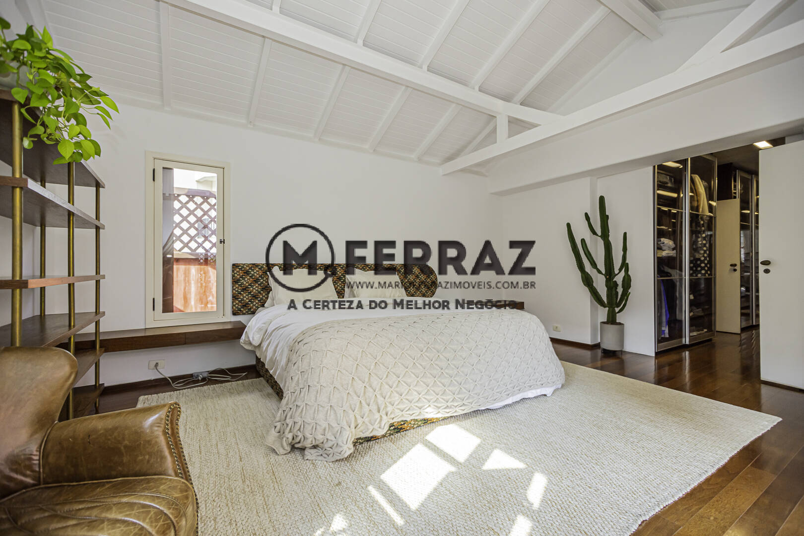 Cobertura à venda e aluguel com 3 quartos, 320m² - Foto 54