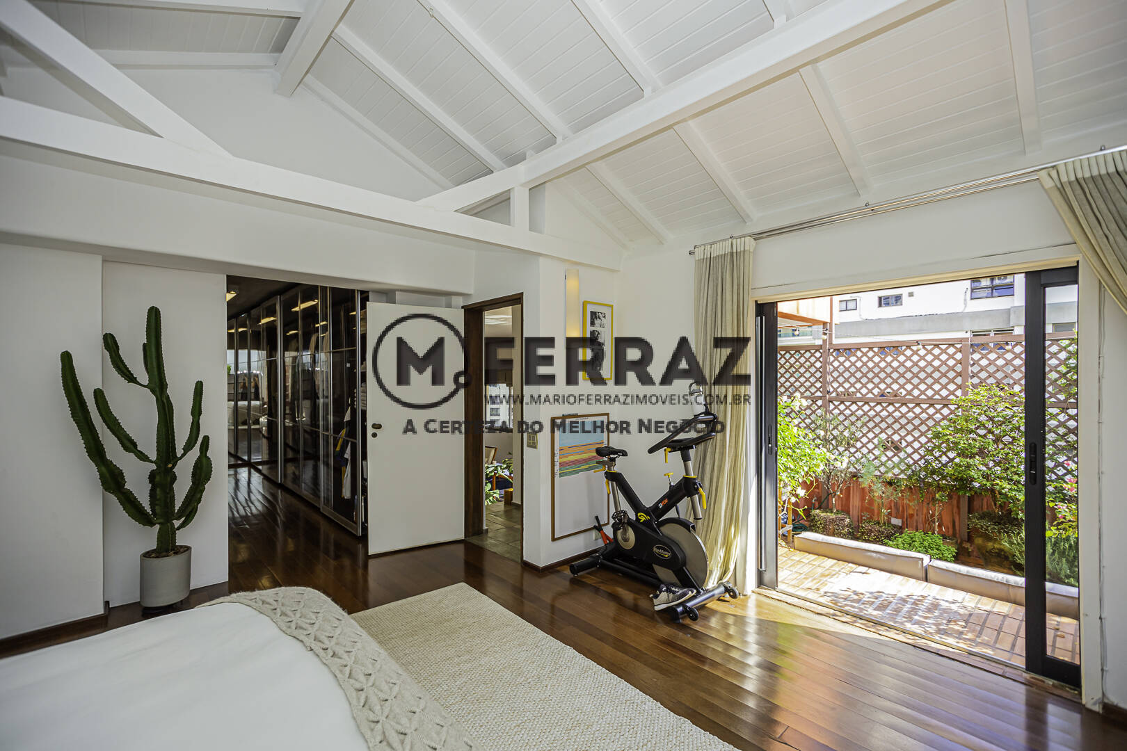 Cobertura à venda e aluguel com 3 quartos, 320m² - Foto 55